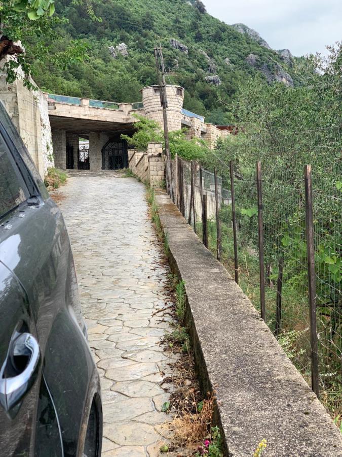 Celaj “the Castle” Villa *